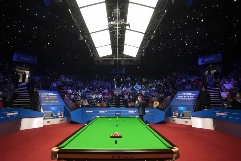 Snooker player fined £2,500 for challenging opponent to fight Snooker player fined £2,500 for challenging opponent to fight