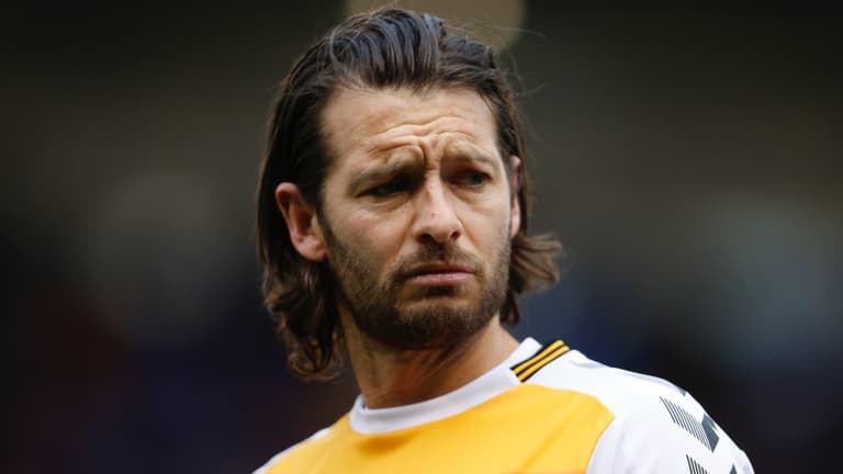Wes Hoolahan linked with return to Shelbourne Wes Hoolahan linked with return to Shelbourne
