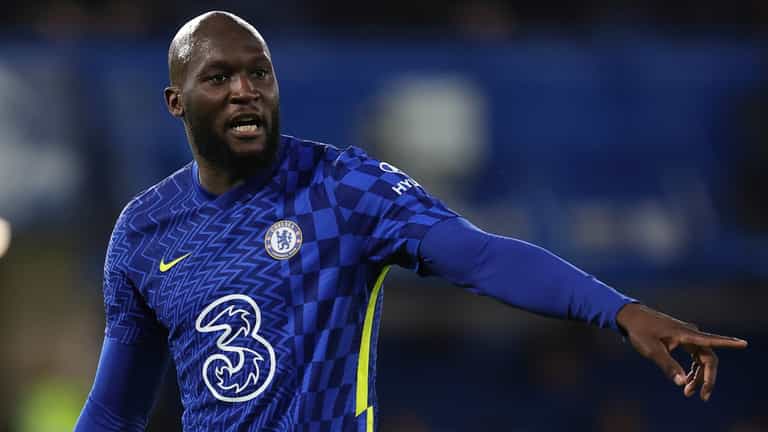 Romelu Lukaku ‘lacks support’ from Chelsea teammates after interview Romelu Lukaku ‘lacks support’ from Chelsea teammates after interview