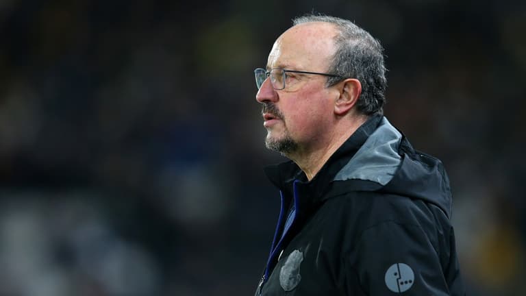 Everton have sacked Rafael Benitez after seven months as manager Everton have sacked Rafael Benitez after seven months as manager