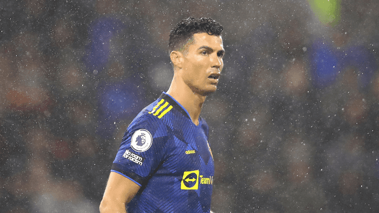 Man United fans frustrated by Cristiano Ronaldo’s full-time reaction against Burnley Man United fans frustrated by Cristiano Ronaldo’s full-time reaction against Burnley