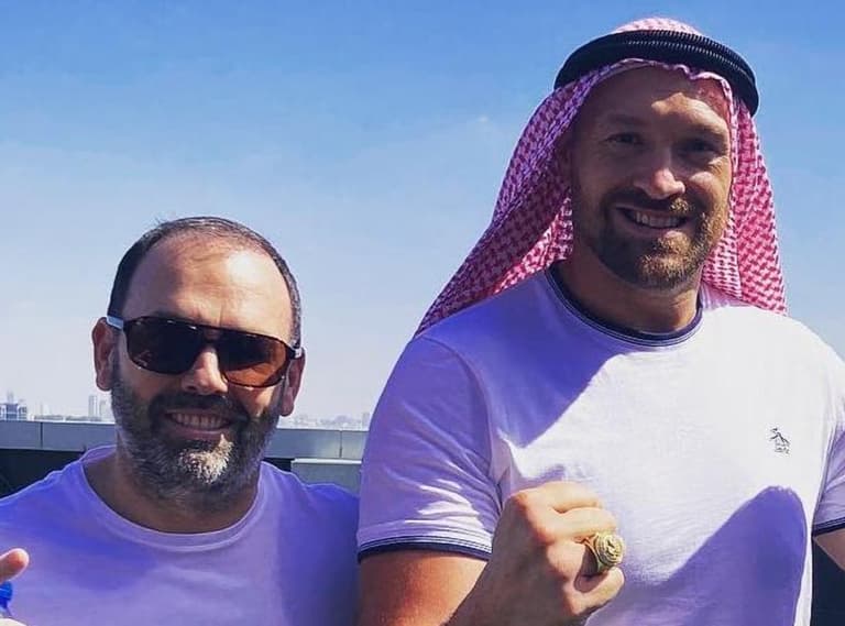 Tyson Fury’s blatant denial of Daniel Kinahan relationship highlights everything that’s wrong with boxing Tyson Fury’s blatant denial of Daniel Kinahan relationship highlights everything that’s wrong with boxing