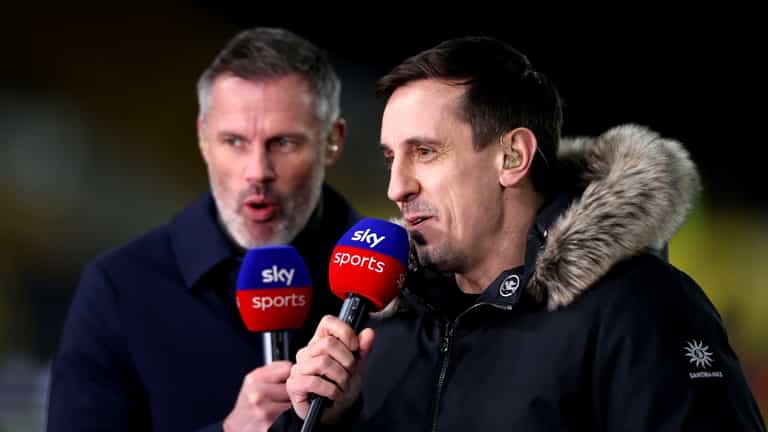 Jamie Carragher reveals Gary Neville’s half-time texts on final day of Premier League season Jamie Carragher reveals Gary Neville’s half-time texts on final day of Premier League season