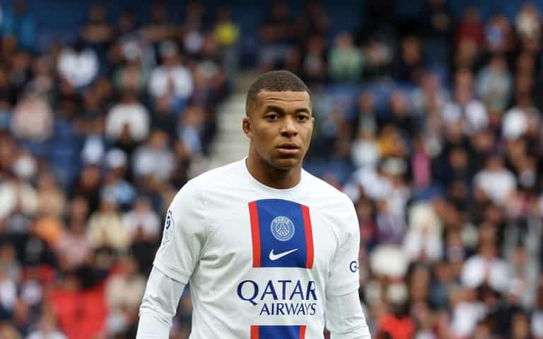 Kylian Mbappé can walk out on PSG contract early Kylian Mbappé can walk out on PSG contract early