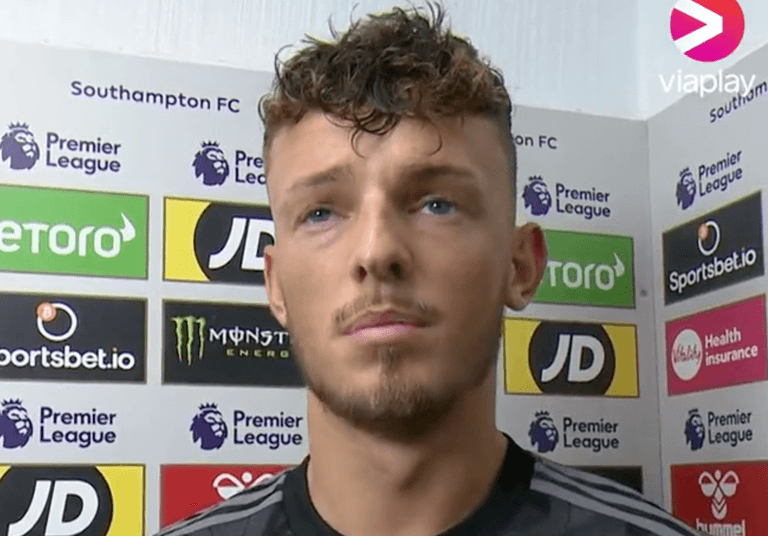“That was a little bit over the top” – Lee Dixon on Ben White’s interview after Southampton draw “That was a little bit over the top” – Lee Dixon on Ben White’s interview after Southampton draw