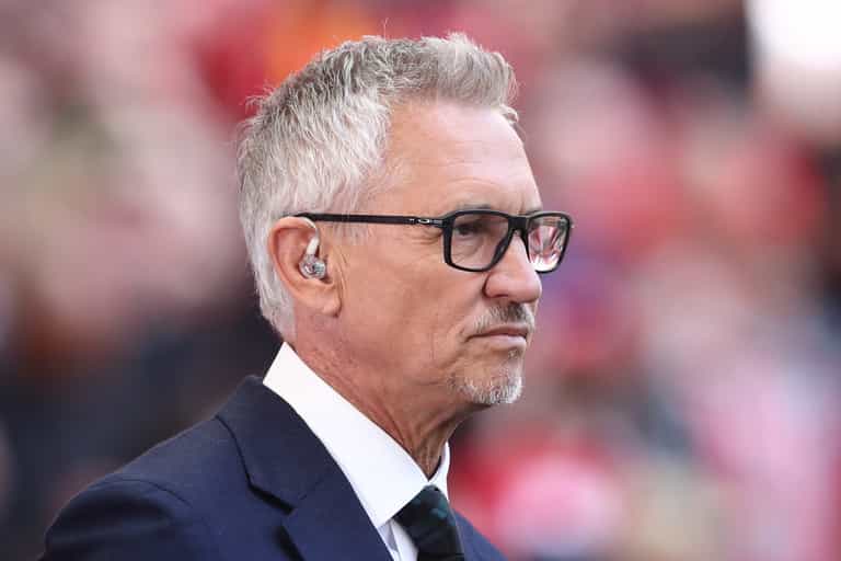 Gary Lineker says he knows ‘two gay footballers’ and believes coming out would send Qatar message Gary Lineker says he knows ‘two gay footballers’ and believes coming out would send Qatar message