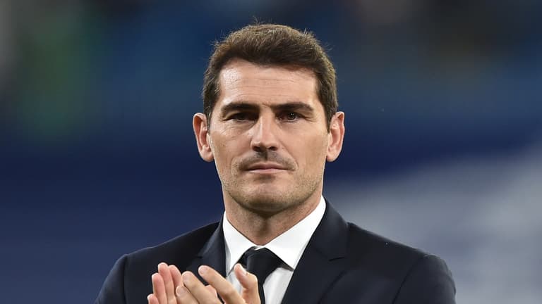 Iker Casillas says his account was ‘hacked’ after ‘coming out’ tweet Iker Casillas says his account was ‘hacked’ after ‘coming out’ tweet