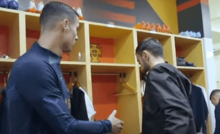 Bruno Fernandes responds to Cristiano Ronaldo handshake incident Bruno Fernandes responds to Cristiano Ronaldo handshake incident