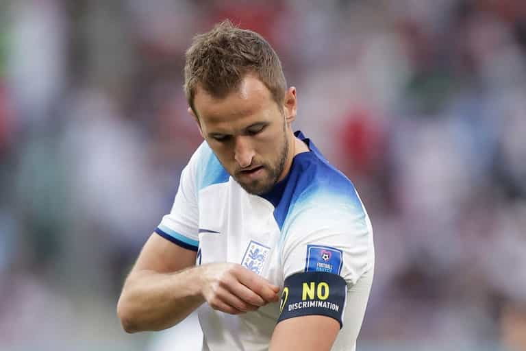 Harry Kane explains why he didn’t wear One Love armband in World Cup opener Harry Kane explains why he didn’t wear One Love armband in World Cup opener