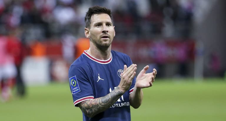 Fans question what would happen between Messi and PSG if Argentina beat France Fans question what would happen between Messi and PSG if Argentina beat France