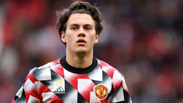 Man United loaning out senior star just a week after his senior debut Man United loaning out senior star just a week after his senior debut