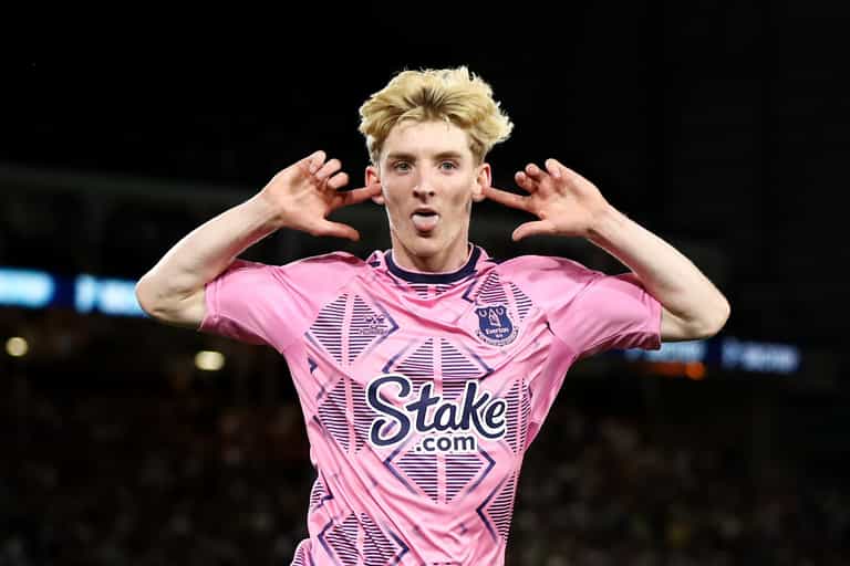 Anthony Gordon tells Everton he won’t return to the club as Newcastle fee agreed Anthony Gordon tells Everton he won’t return to the club as Newcastle fee agreed