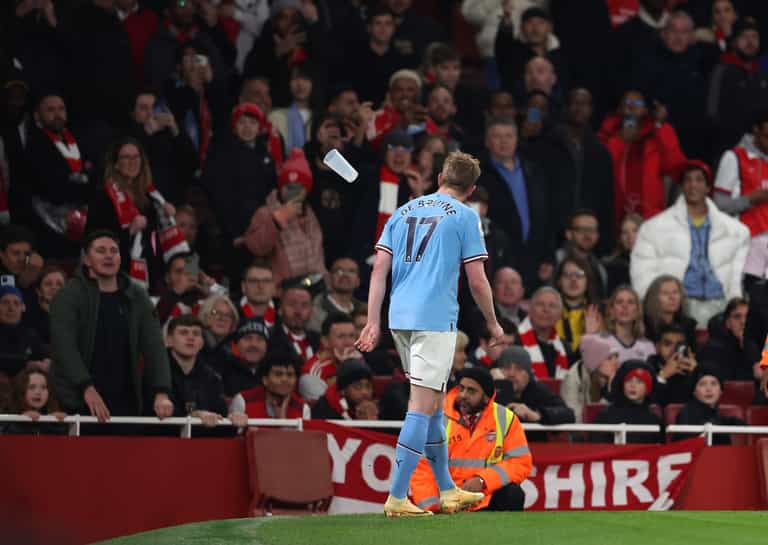 Kevin De Bruyne mocks Arsenal fans after Man City win Kevin De Bruyne mocks Arsenal fans after Man City win