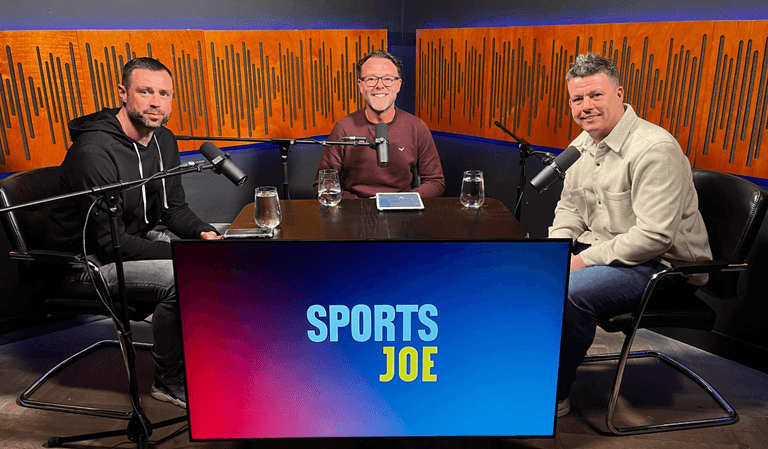 HOUSE OF FOOTBALL: Ireland’s glimmer of hope, selfies with Roy and the art of free-kicks HOUSE OF FOOTBALL: Ireland’s glimmer of hope, selfies with Roy and the art of free-kicks