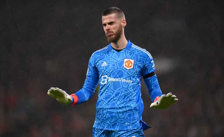 David De Gea ‘agrees to accept pay cut’ to sign new Man United deal David De Gea ‘agrees to accept pay cut’ to sign new Man United deal