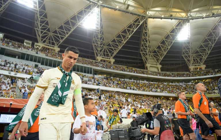 Cristiano Ronaldo’s club Al Nassr banned by FIFA from registering new players Cristiano Ronaldo’s club Al Nassr banned by FIFA from registering new players