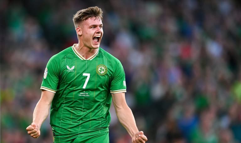 Ex Spurs star says England should snatch Evan Ferguson like they did with Declan Rice Ex Spurs star says England should snatch Evan Ferguson like they did with Declan Rice
