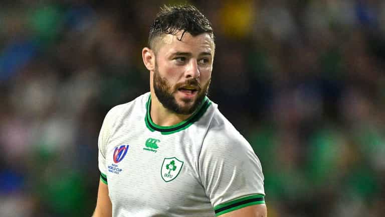 Robbie Henshaw puts personal ambitions to one side with selfless post-match comments Robbie Henshaw puts personal ambitions to one side with selfless post-match comments