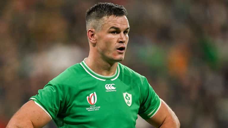 Johnny Sexton shows nothing but class when asked about struggling Mannie Libbok Johnny Sexton shows nothing but class when asked about struggling Mannie Libbok