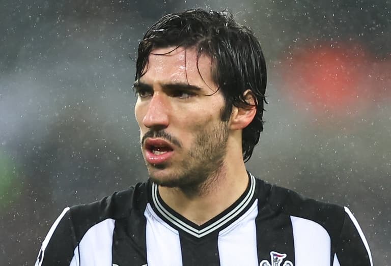 Sandro Tonali has “high chance” of playing this weekend, despite 10-month ban Sandro Tonali has “high chance” of playing this weekend, despite 10-month ban