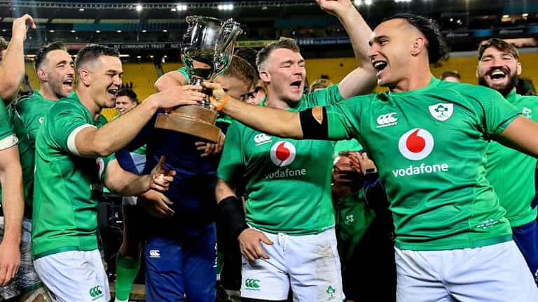New Zealand outlet calls out “entitled” Ireland stars O’Mahony and Sexton New Zealand outlet calls out “entitled” Ireland stars O’Mahony and Sexton