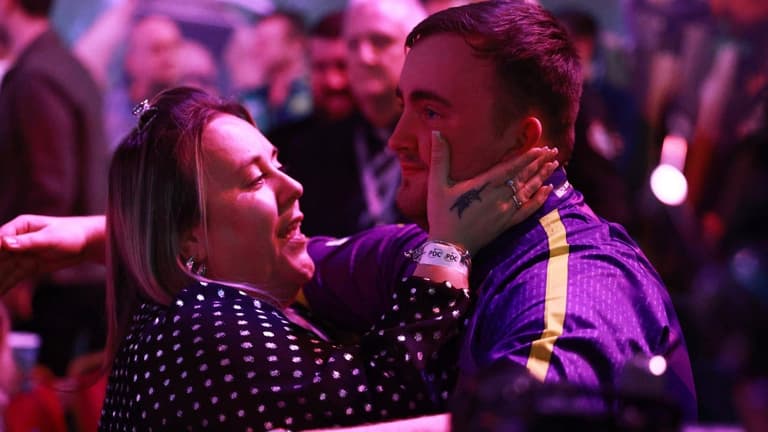 Gary Anderson stands up for Luke Littler after newspaper picture controversy Gary Anderson stands up for Luke Littler after newspaper picture controversy