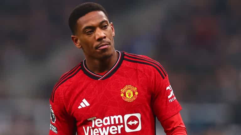 Erik ten Hag explains Anthony Martial argument as Andre Onana mulls big decision Erik ten Hag explains Anthony Martial argument as Andre Onana mulls big decision