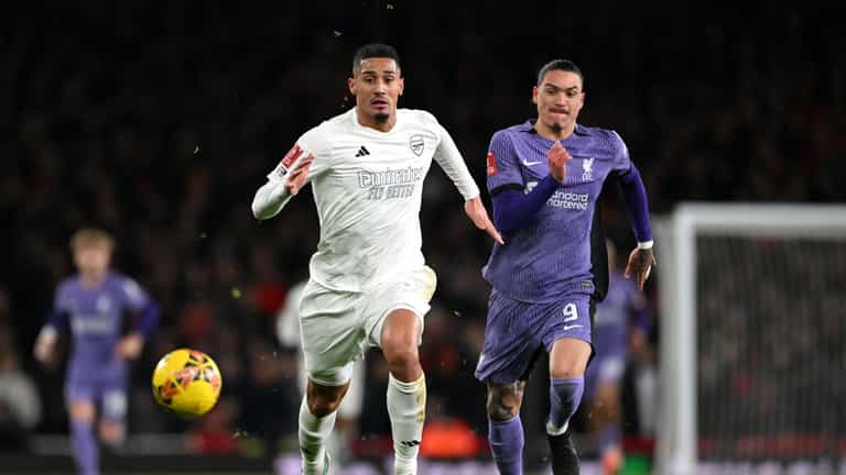 Why Liverpool still played in third kit vs Arsenal despite having no kit clash Why Liverpool still played in third kit vs Arsenal despite having no kit clash