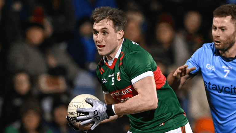 Paddy Durcan grabs Mayo by scruff of the neck and drags them to victory against Dublin Paddy Durcan grabs Mayo by scruff of the neck and drags them to victory against Dublin