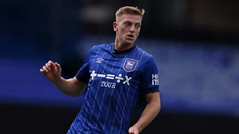 Highly rated Premier League striker closes door on Ireland switch due to FIFA rule Highly rated Premier League striker closes door on Ireland switch due to FIFA rule
