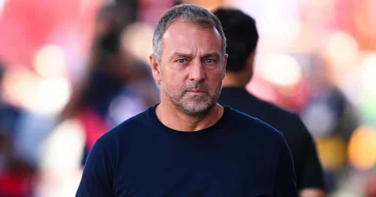 Barcelona sign retired Premier League star in shock move Barcelona sign retired Premier League star in shock move