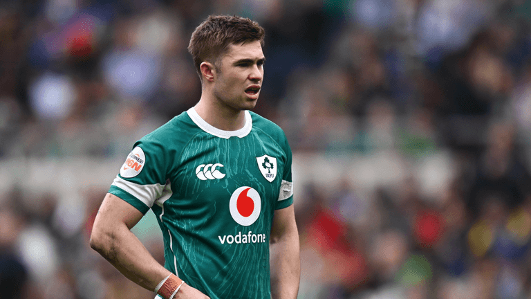 Jack Crowley now expected to snub monster Leicester Tigers offer Jack Crowley now expected to snub monster Leicester Tigers offer