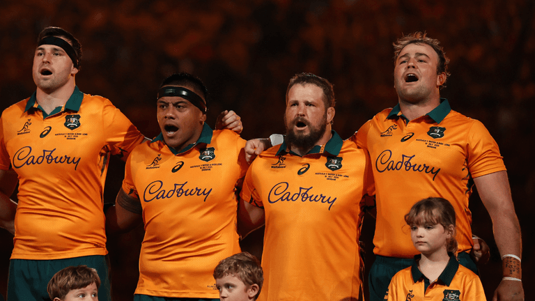Former England star explains why every ex-Lion he’s spoken to wants Australia to win second Test Former England star explains why every ex-Lion he’s spoken to wants Australia to win second Test