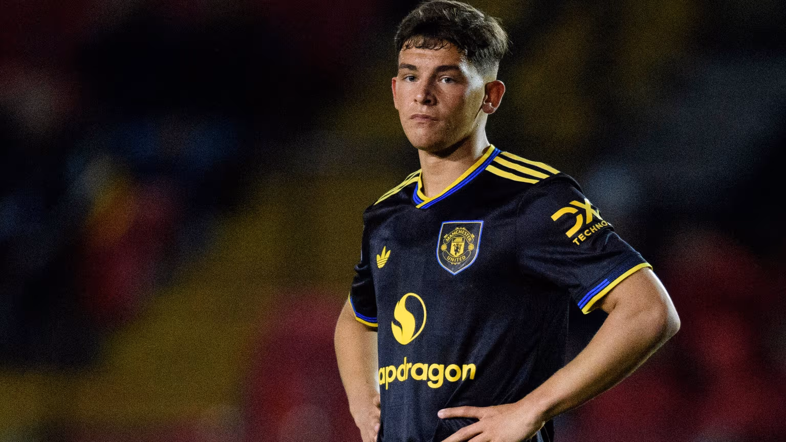 18-year-old Man Utd prospect, eligible for Ireland and an ex-Liverpool season-ticket holder, called up to England training