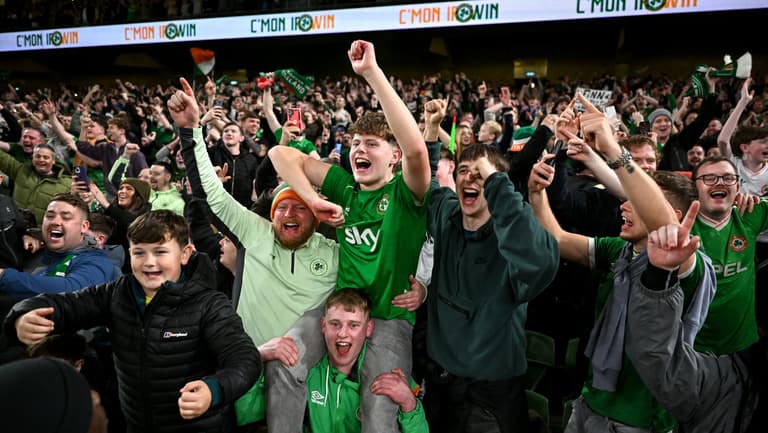 Season ticket waiting list surges following Ireland’s spectacular win Season ticket waiting list surges following Ireland’s spectacular win