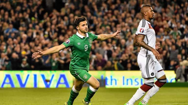 WATCH: Shane Long might have the best voice we’ve ever heard from a sportsperson WATCH: Shane Long might have the best voice we’ve ever heard from a sportsperson