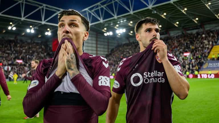 Fans spot Hearts stewards appearing to cover up title podium as Celtic force last-day showdown Fans spot Hearts stewards appearing to cover up title podium as Celtic force last-day showdown