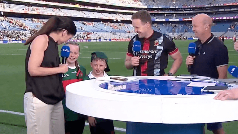 Touching moment as kids of Mayo boss help him with RTÉ interview after semi-final win Touching moment as kids of Mayo boss help him with RTÉ interview after semi-final win