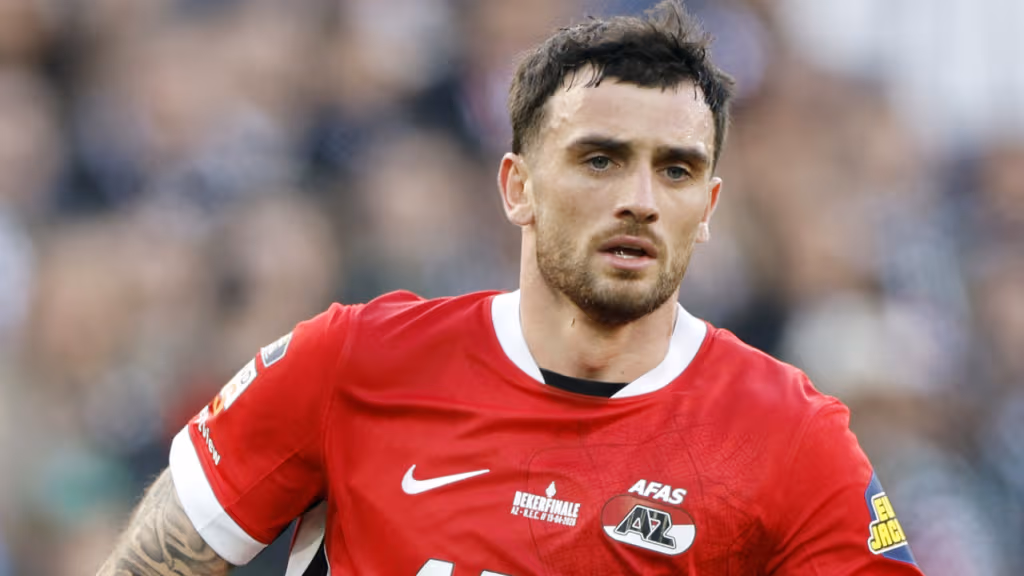 Champions League club ‘in final stages’ of completing Troy Parrott deal