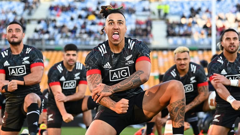 New Zealand rugby star Sean Wainui dies in car crash, aged 25 New Zealand rugby star Sean Wainui dies in car crash, aged 25