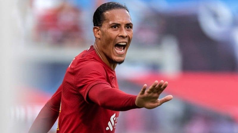 Van Dijk urging ‘Very Important’ Salah to stay as rumours of January exit linger